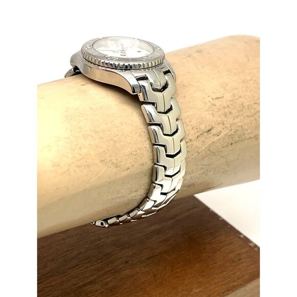 Tag Heuer Women's Watch WJ1319-0 Swiss Quartz Diamond Mother of Pearl Dial 27mm - Picture 12 of 14